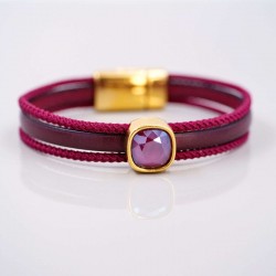 Δερμάτινο Βραχιόλι με Κρύσταλλο Swarovski Δερμάτινο βραχιόλι με κρύσταλλο Swarovski και στοιχεία σε επίχρυση επιμετάλλωση