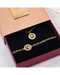 Σετ Κολιέ και Βραχιόλι με Κρύσταλλα Swarovski – Σε Κουτί Δώρου Σετ Κολιέ και Βραχιόλι με Κρύσταλλα Swarovski – Σε Κουτί Δώρου