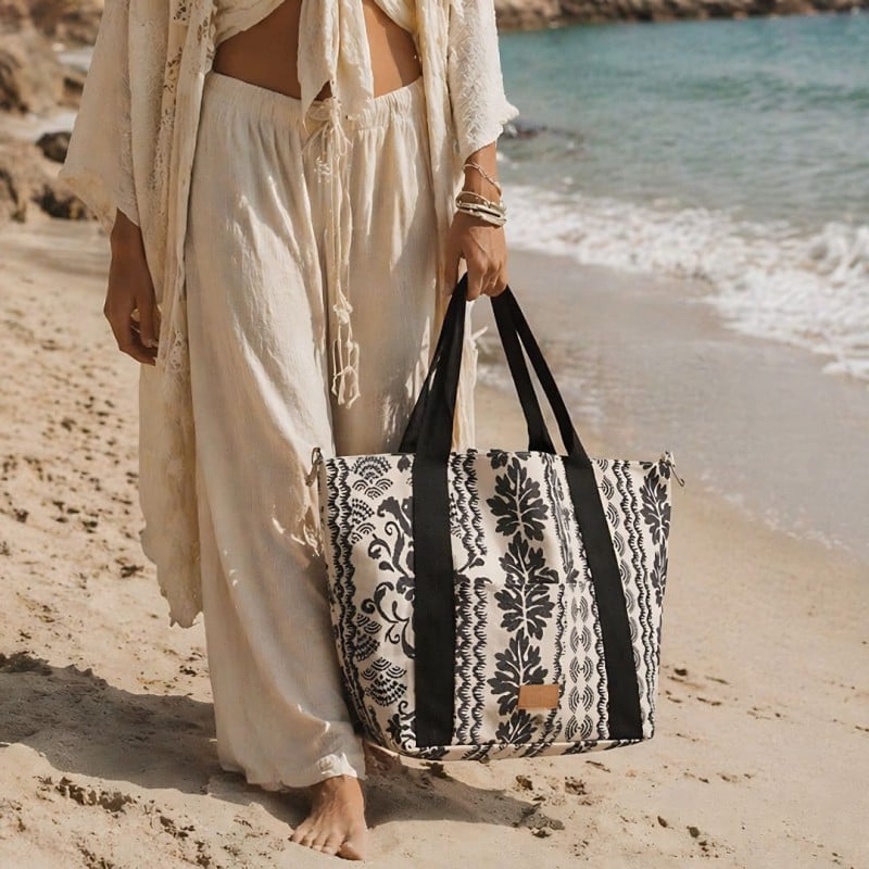 Τσάντα θαλάσσης Achilleas από βαμβακερό καμβά με boho γεωμετρικό μοτίβο Τσάντα θαλάσσης Achilleas από βαμβακερό καμβά με boho γεωμετρικό μοτίβο