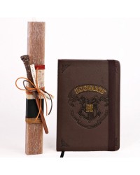 Πασχαλινή Λαμπάδα "Harry Potter: The Wizard’s Diary" – Limited Edition Χειροποίητη πασχαλινή λαμπάδα για αγόρια και κορίτσια με ημερολόγιο και στυλό Harry Potter