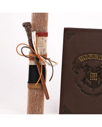 Πασχαλινή Λαμπάδα "Harry Potter: The Wizard’s Diary" – Limited Edition Χειροποίητη πασχαλινή λαμπάδα για αγόρια και κορίτσια με ημερολόγιο και στυλό Harry Potter
