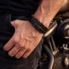 Ανδρικό δερμάτινο βραχιόλι από ανοξείδωτο ατσάλι και ξύλινες πέτρες