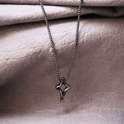 Ανδρικό Κολιέ με Γεωμετρικό Σταυρό Gunmetal από ορείχαλκο