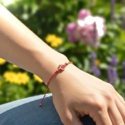 Χειροποίητο Βραχιόλι Μαρτάκι με Επίχρυσο Μήλο από Σμάλτο